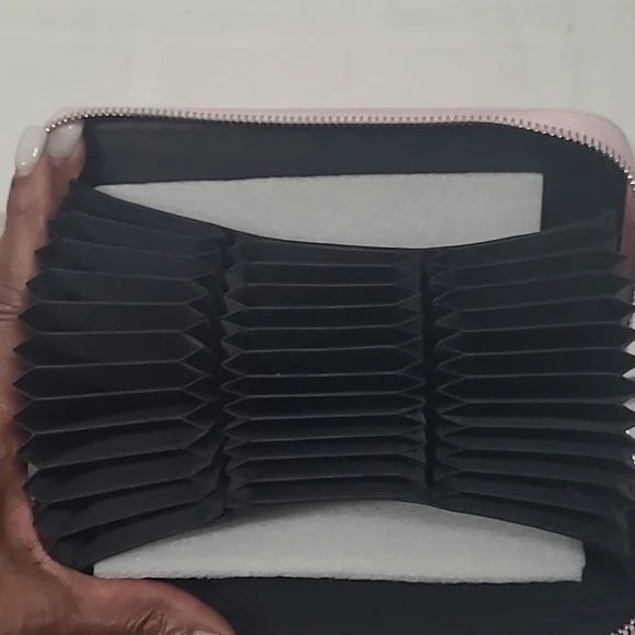 Women's Pink Credit Card Wallet - Picture 6 of 8